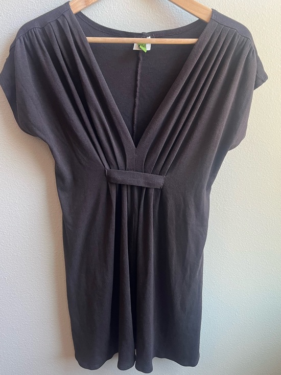 BECCA Other - BECCA Swim Cover Up-Chocolate Brown V-Neck Pleated Tunic with Waist Tab Detail